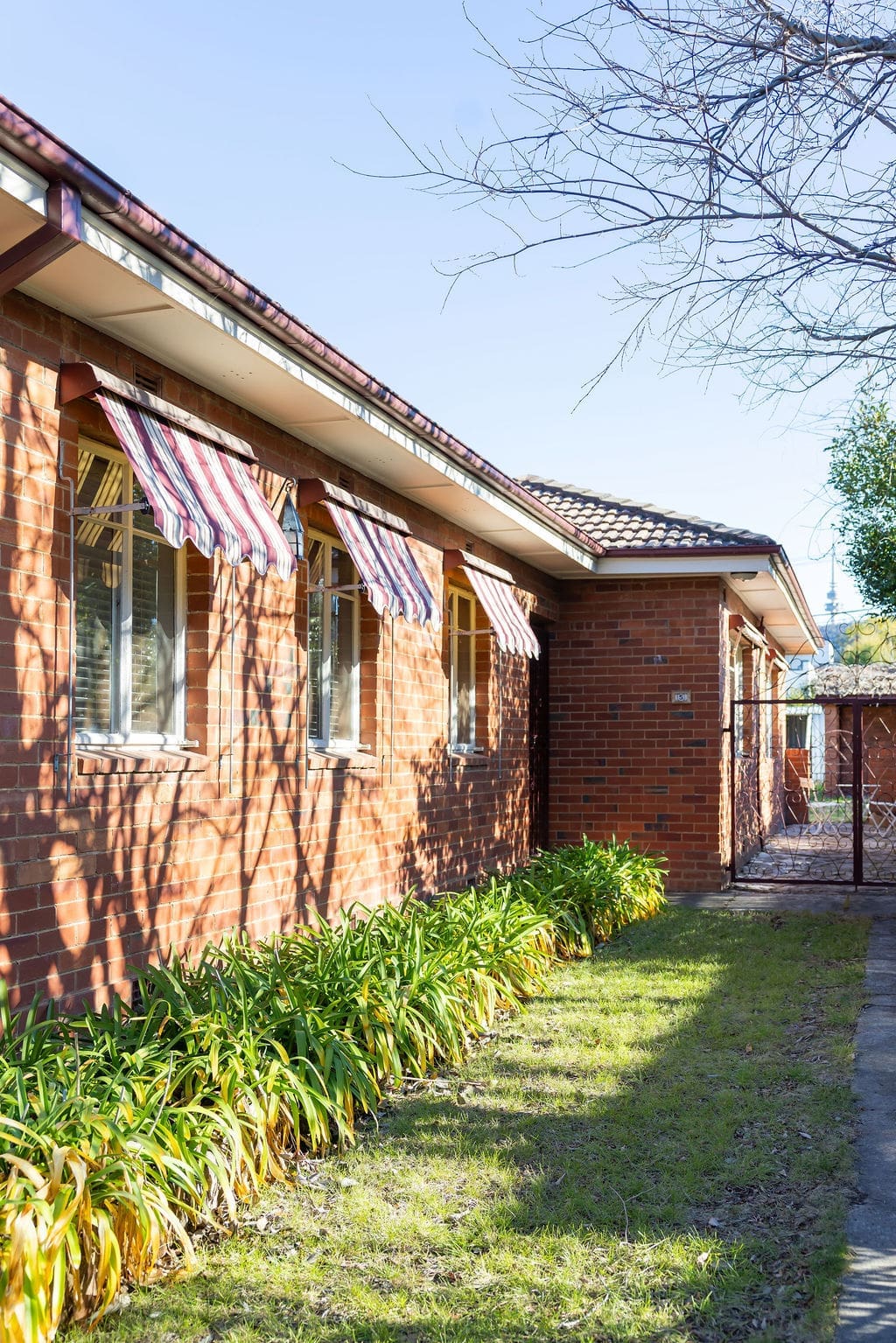 Canberra red brick Cottage, staged home to sell on real estate market
